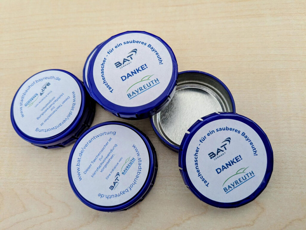 So sehen die neuen kostenlosen und wiederverwendbaren Taschenaschenbecher aus. Foto: Stadt Bayreuth